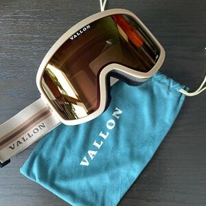 Vallon Ski & Snowboard Goggles Stairways